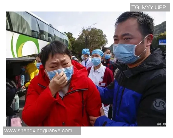 武汉疫情期间足球明星送上温暖祝福共同抗击疫情传递希望与力量